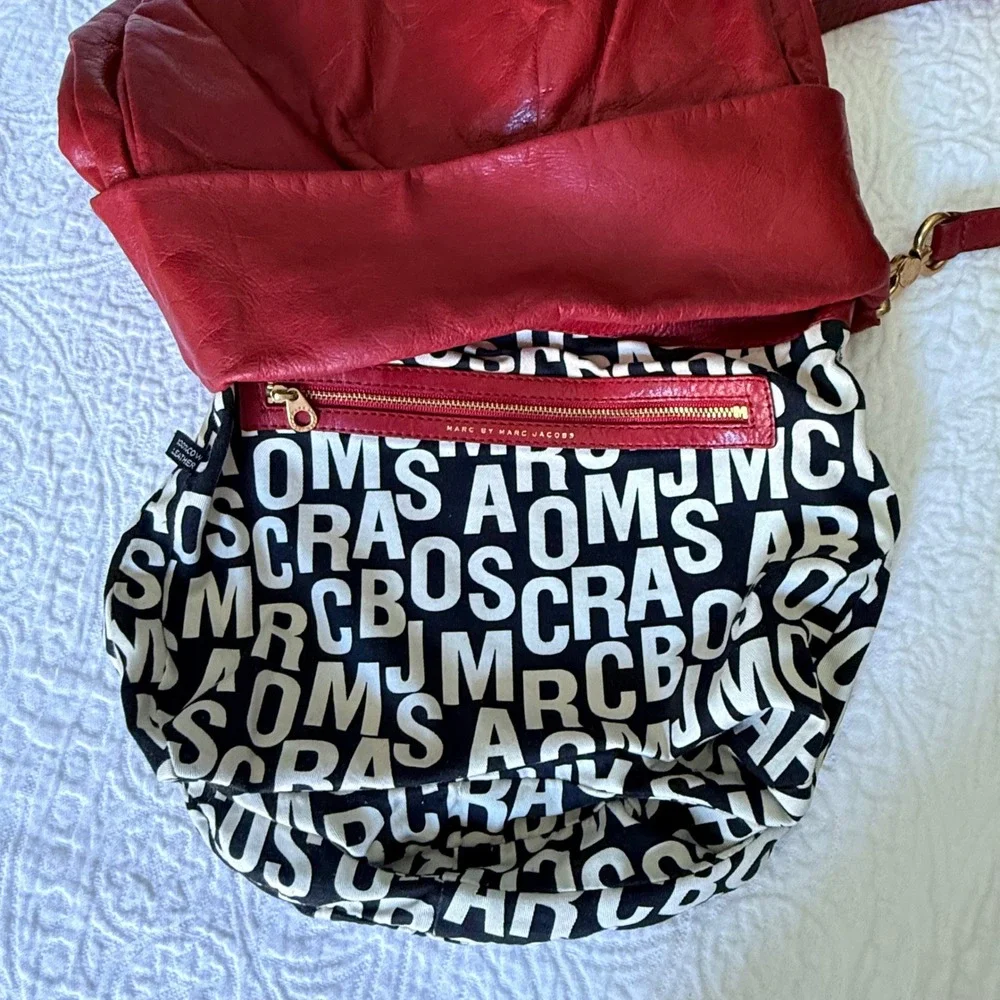 Marc By Marc Jacobs Classic Q Hillier Hobo Bag Women Red Leather Crossbody Gold
